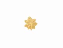 Small Oak Leaf w/ Clutch Back, Pair (.77" X .83")