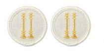 2 Parallel Bugles Metallic Gold on White 1.5" Circle, PAIR