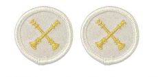 2 Crossed Bugles Metallic Gold on White 1.5" Circle, PAIR